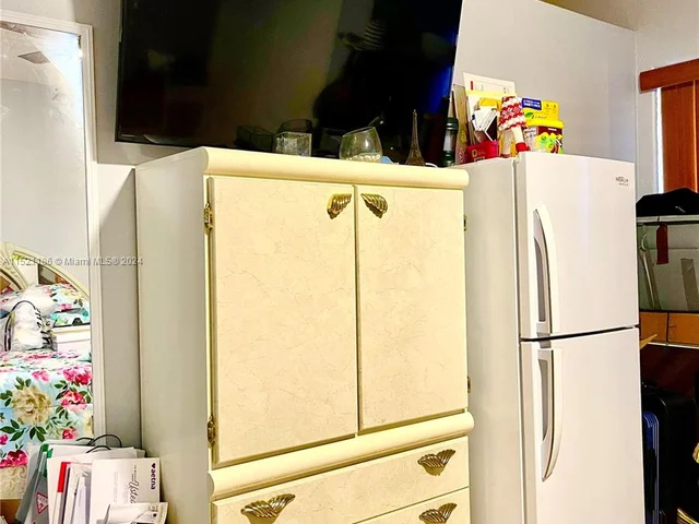 11053 W Okeechobee Rd # 102, Hialeah Gardens FL 33018