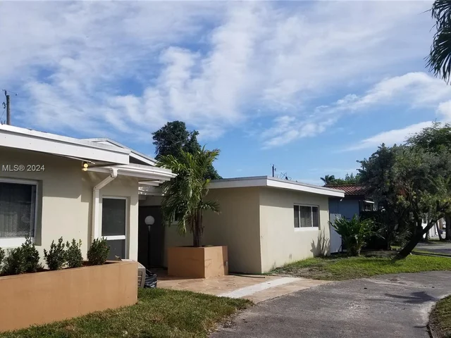 20415 Highland Lakes Blvd # 0, Miami FL 33179