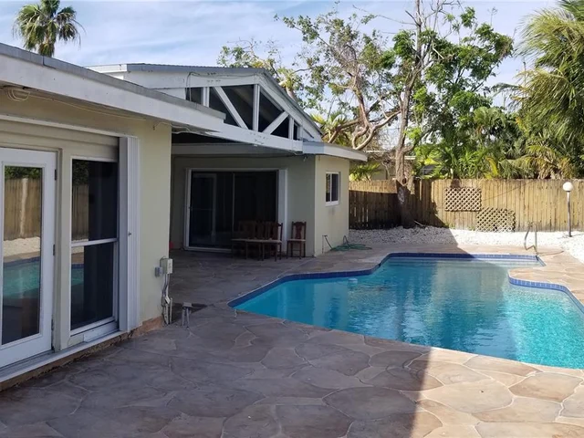 20415 Highland Lakes Blvd # 0, Miami FL 33179