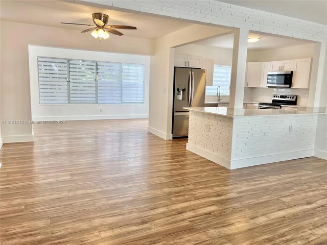 7786 Miramar Pkwy, Miramar FL 33023