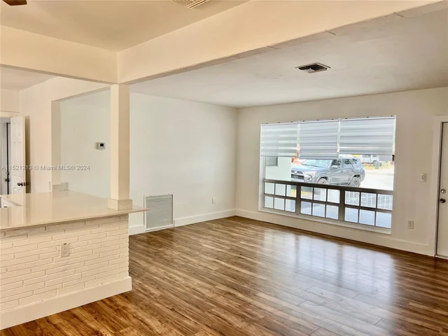 7786 Miramar Pkwy, Miramar FL 33023