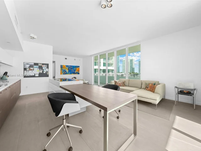 350 NE 24th St # 901, Miami FL 33137