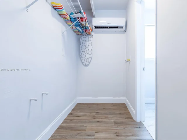 2748 NE 32nd St # 7, Fort Lauderdale FL 33306