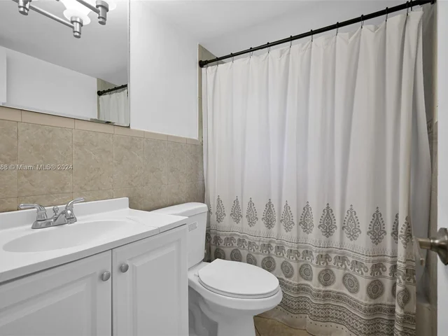 2920 SW 28th Ter # 207, Miami FL 33133