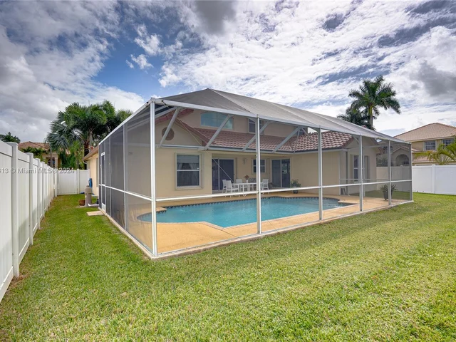 600 SW 178th Way, Pembroke Pines FL 33029