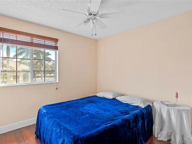 600 SW 178th Way, Pembroke Pines FL 33029