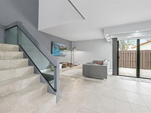 11332 SW 133rd Ct # 4, Miami FL 33186