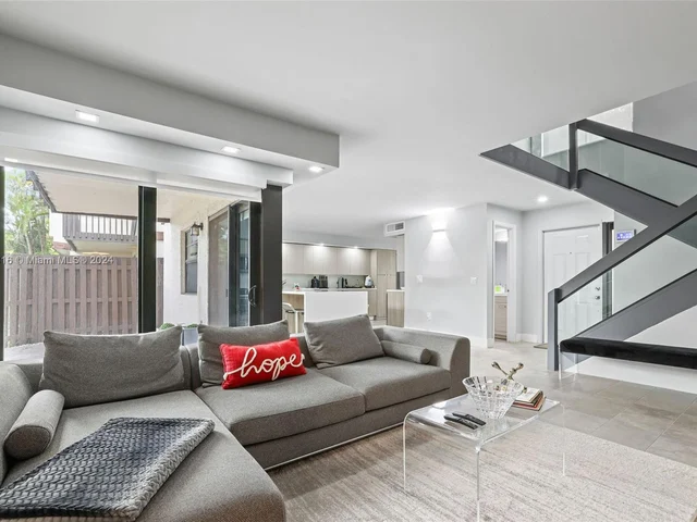 11332 SW 133rd Ct # 4, Miami FL 33186