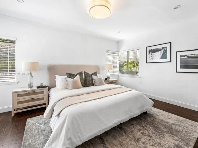 630 NE 52nd St, Miami FL 33137