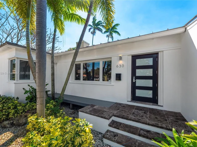 630 NE 52nd St, Miami FL 33137
