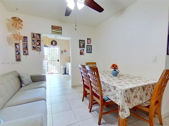 7845 NE Bayshore Ct # 14, Miami FL 33138