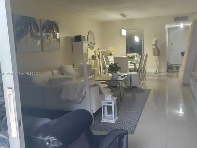 3330 Spanish Moss Ter # 109, Lauderhill FL 33319