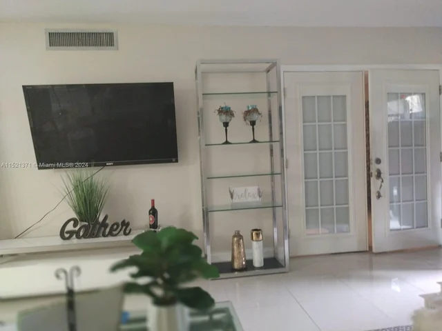 3330 Spanish Moss Ter # 109, Lauderhill FL 33319