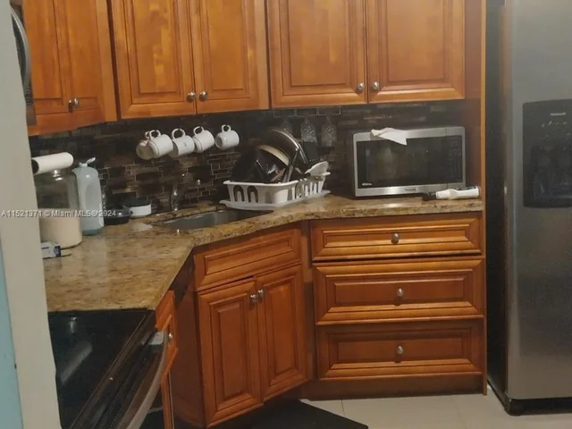 3330 Spanish Moss Ter # 109, Lauderhill FL 33319