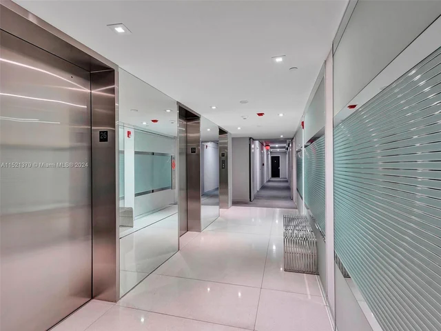 20335 W COUNTRY CLUB DR # 2605, Aventura FL 33180