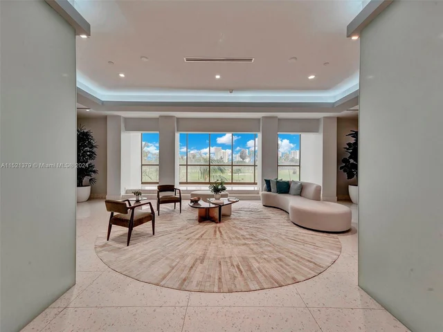 20335 W COUNTRY CLUB DR # 2605, Aventura FL 33180