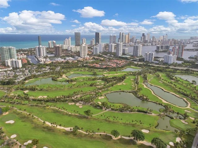 20335 W COUNTRY CLUB DR # 2605, Aventura FL 33180