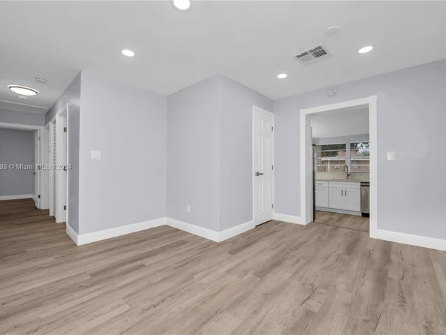 145 SW 13th Ave, Delray Beach FL 33444