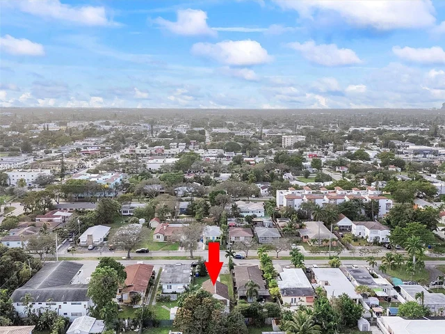 931 N 16th Ct, Hollywood FL 33020