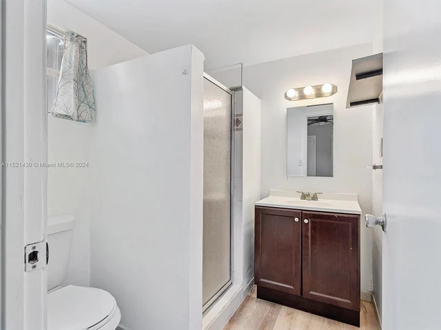 931 N 16th Ct, Hollywood FL 33020