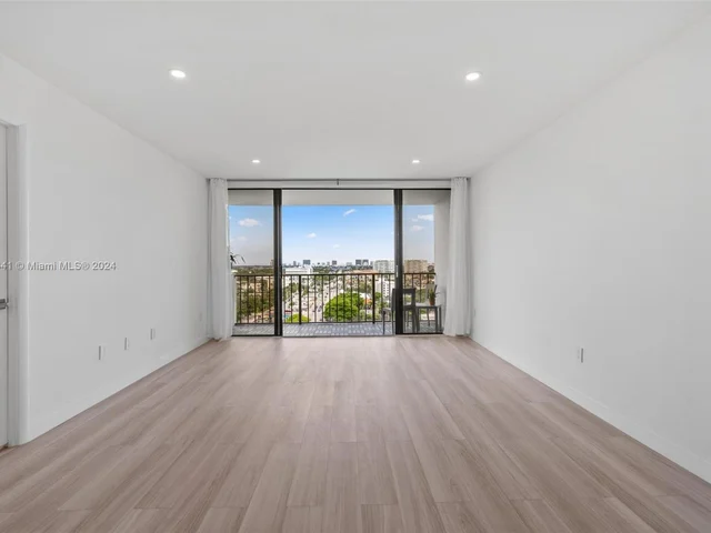 1470 NE 123 # A1413, North Miami Beach FL 33161