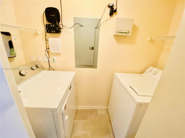 4271 San Marino Blvd # 305, West Palm Beach FL 33409