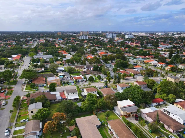 316 SW 31st Ct, Miami FL 33135