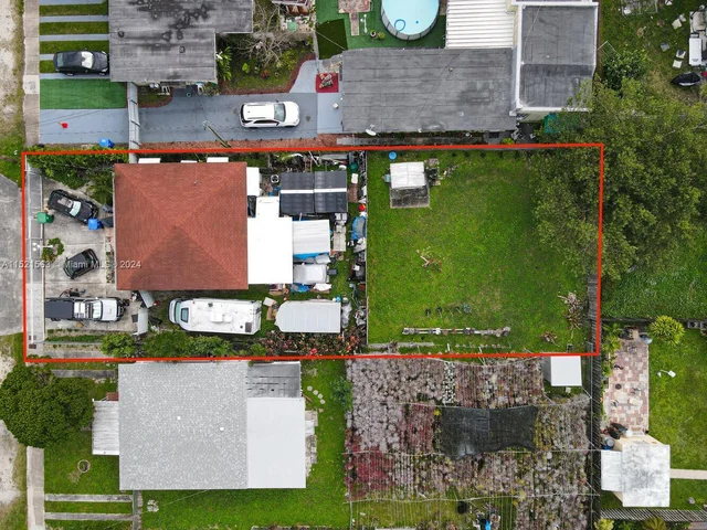 316 SW 31st Ct, Miami FL 33135