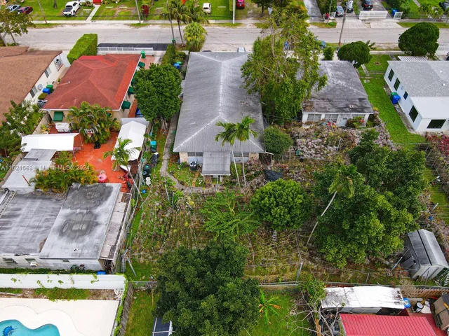 316 SW 31st Ct, Miami FL 33135