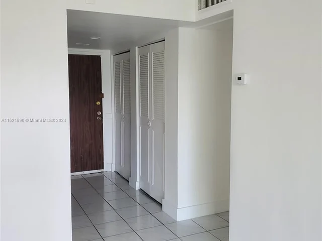 496 NW 165th St Rd # 412, Miami FL 33169