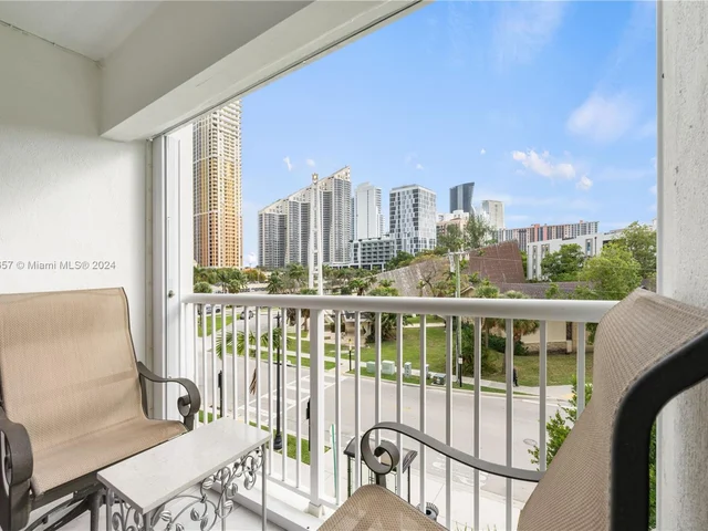 17800 Atlantic Blvd # 403, Sunny Isles Beach FL 33160