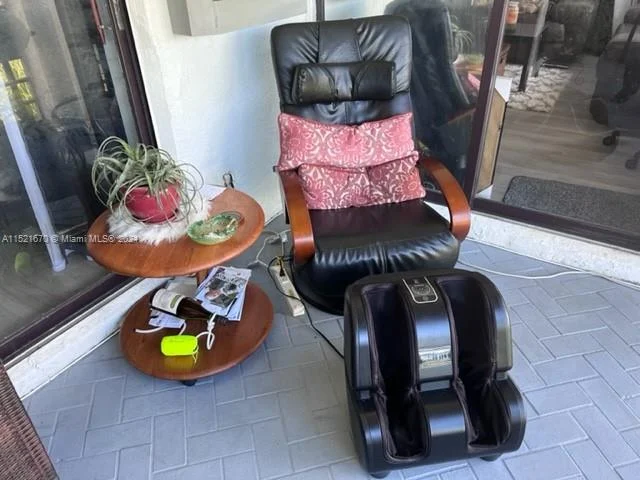 2307 S Cypress Bend Dr # 406A, Pompano Beach FL 33069