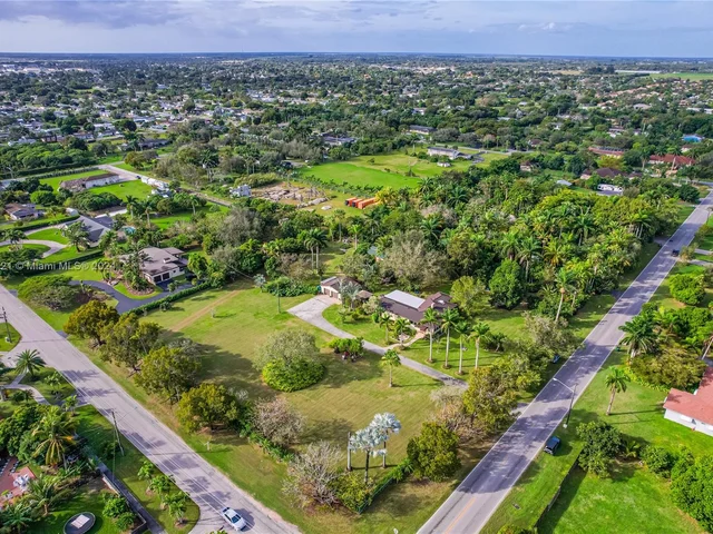 18200 SW 296th St, Homestead FL 33030