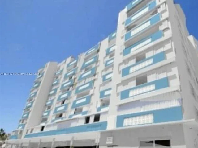 320 S Surf Rd # 402, Hollywood FL 33019