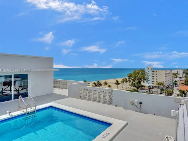 320 S Surf Rd # 402, Hollywood FL 33019