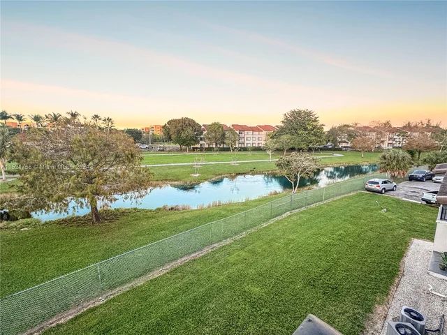 7195 NW 179th St # 311, Hialeah FL 33015