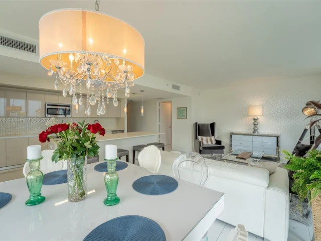 2600 E Hallandale Beach Blvd # T1201, Hallandale Beach FL 33009