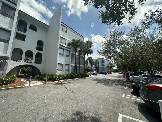 1880 N Congress Ave # 209, West Palm Beach FL 33401