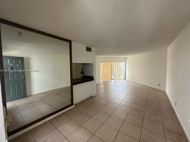 1880 N Congress Ave # 209, West Palm Beach FL 33401