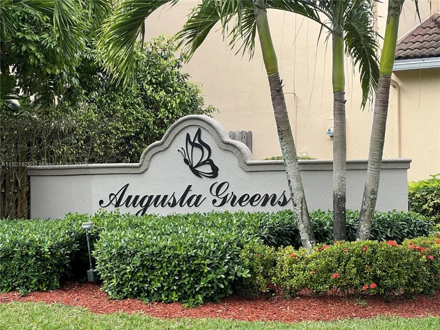 2710 Augusta Dr, Homestead FL 33035