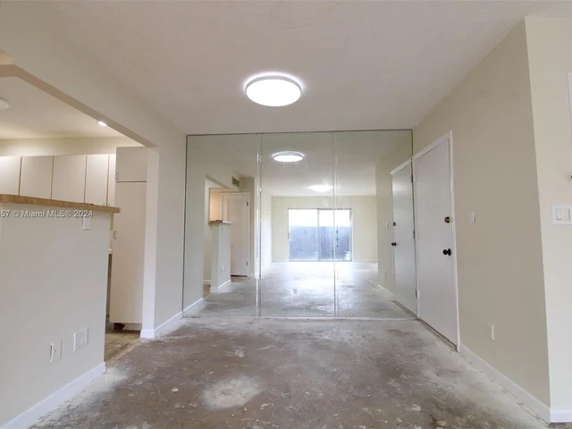 9015 SW 138th St # 2, Miami FL 33176