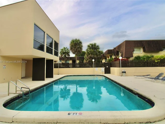 9015 SW 138th St # 2, Miami FL 33176