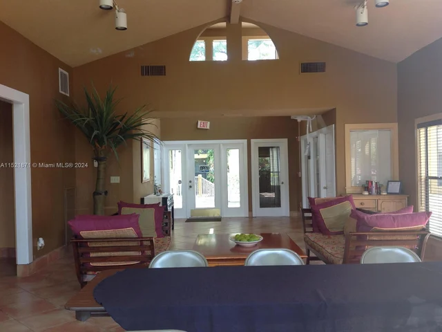 2313 N Congress Ave # 31, Boynton Beach FL 33426