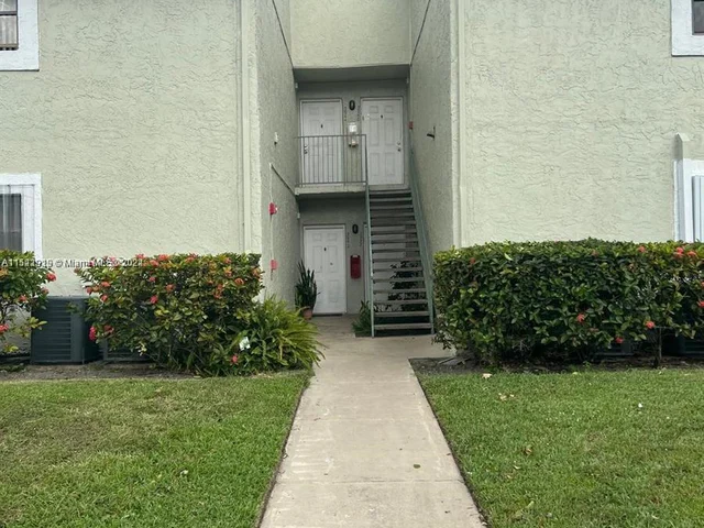 3940 NW 87th Ave # 0, Sunrise FL 33351