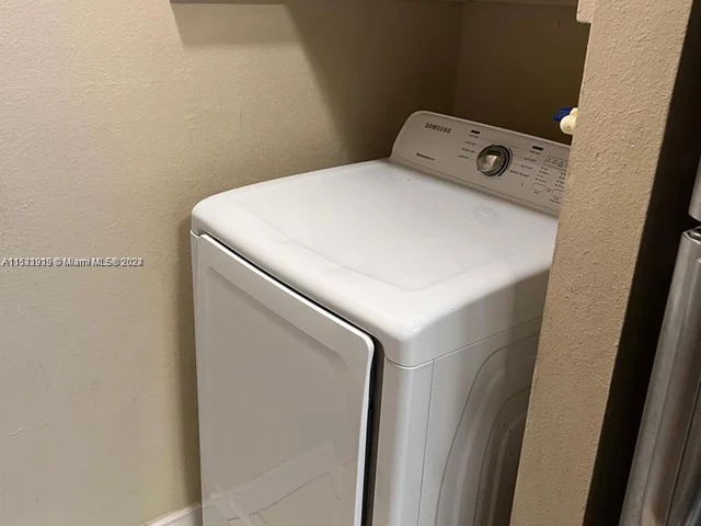 3940 NW 87th Ave # 0, Sunrise FL 33351