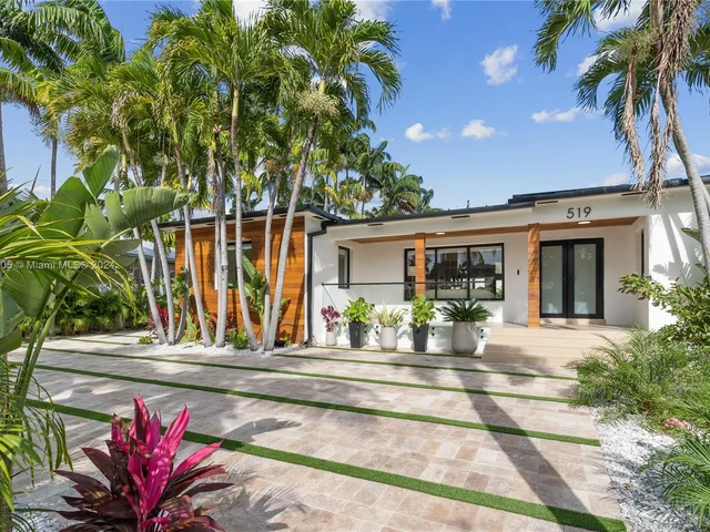 519 SW 25th Rd, Miami FL 33129