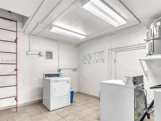 6065 NW 186th St # 302, Hialeah FL 33015