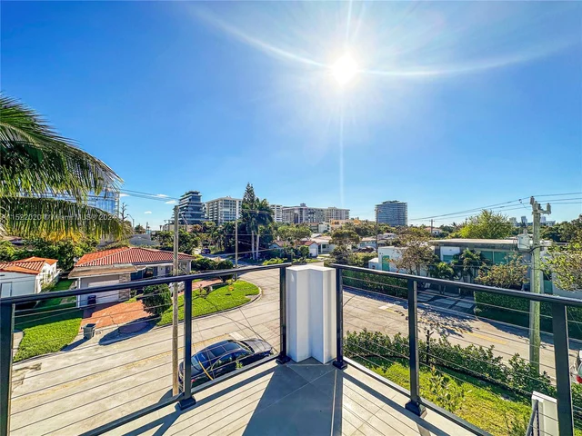 9000 Abbott Ave, Surfside FL 33154