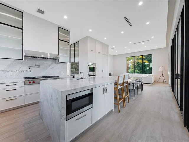 9000 Abbott Ave, Surfside FL 33154