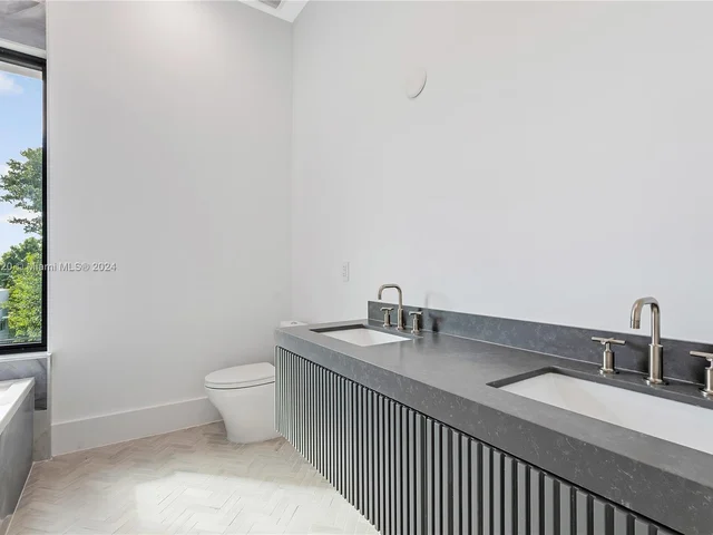 9000 Abbott Ave, Surfside FL 33154